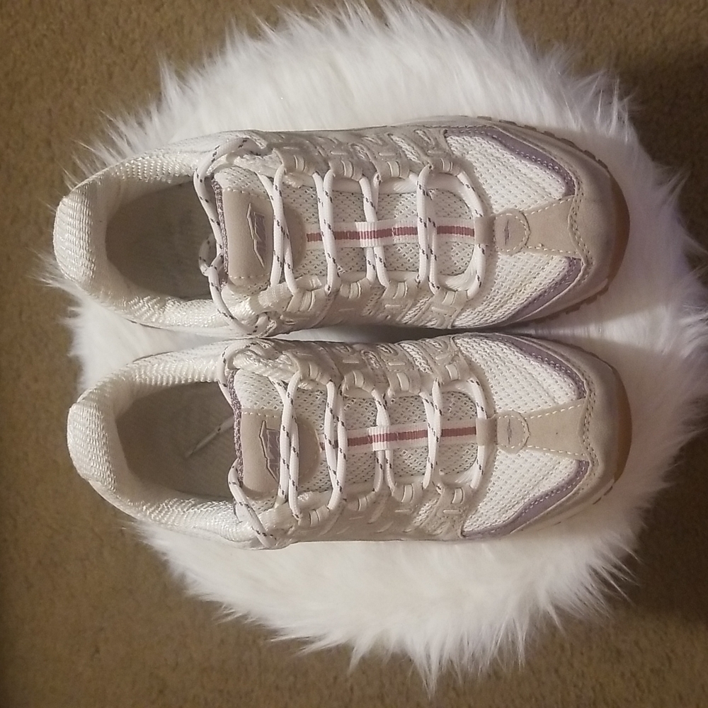 Tennis Shoes, Avia, size 7 White and Cream